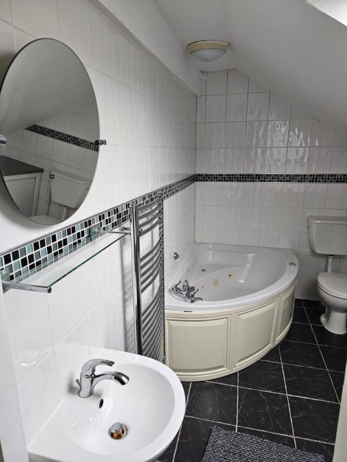 Skyline Mansel Apartment Swansea Bagian luar foto